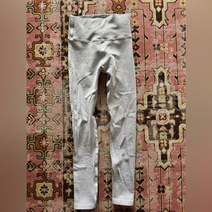 Good American Pinstripe Athletic Legging Pants size 2 / 3